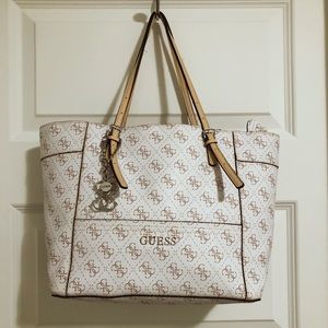 NWOT Guess tote
